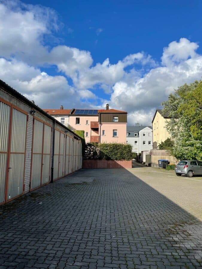 **Garagen für Pkws oder zur Lagerung von Gegenständen Nähe Innenstadt**, 95444 Bayreuth, Einzelgarage