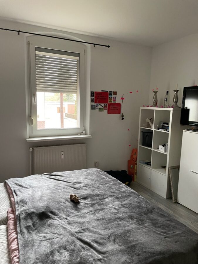 Schön geschnittene 5 Zimmer Wohnung in guter Lage - Schlafzimmer