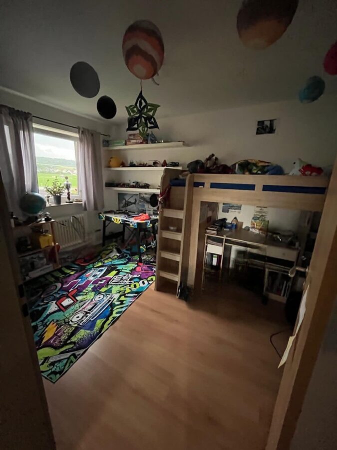 ** Gut geschnittene 4,5 Zimmer-Wohnung in Bindlach** - Kinderzimmer