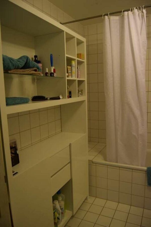 **2-Zimmer-Wohnung mit Terrasse** - Badezimmer