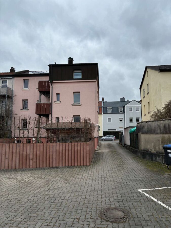 **Gepflegtes Mehrfamilienhaus in City Lage**, 95444 Bayreuth, Mehrfamilienhaus